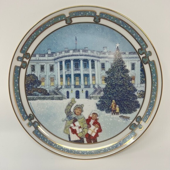 Vintage 1992 Royal Windsor Collector Plate Christmas At The White House LE‎ - Picture 1 of 9